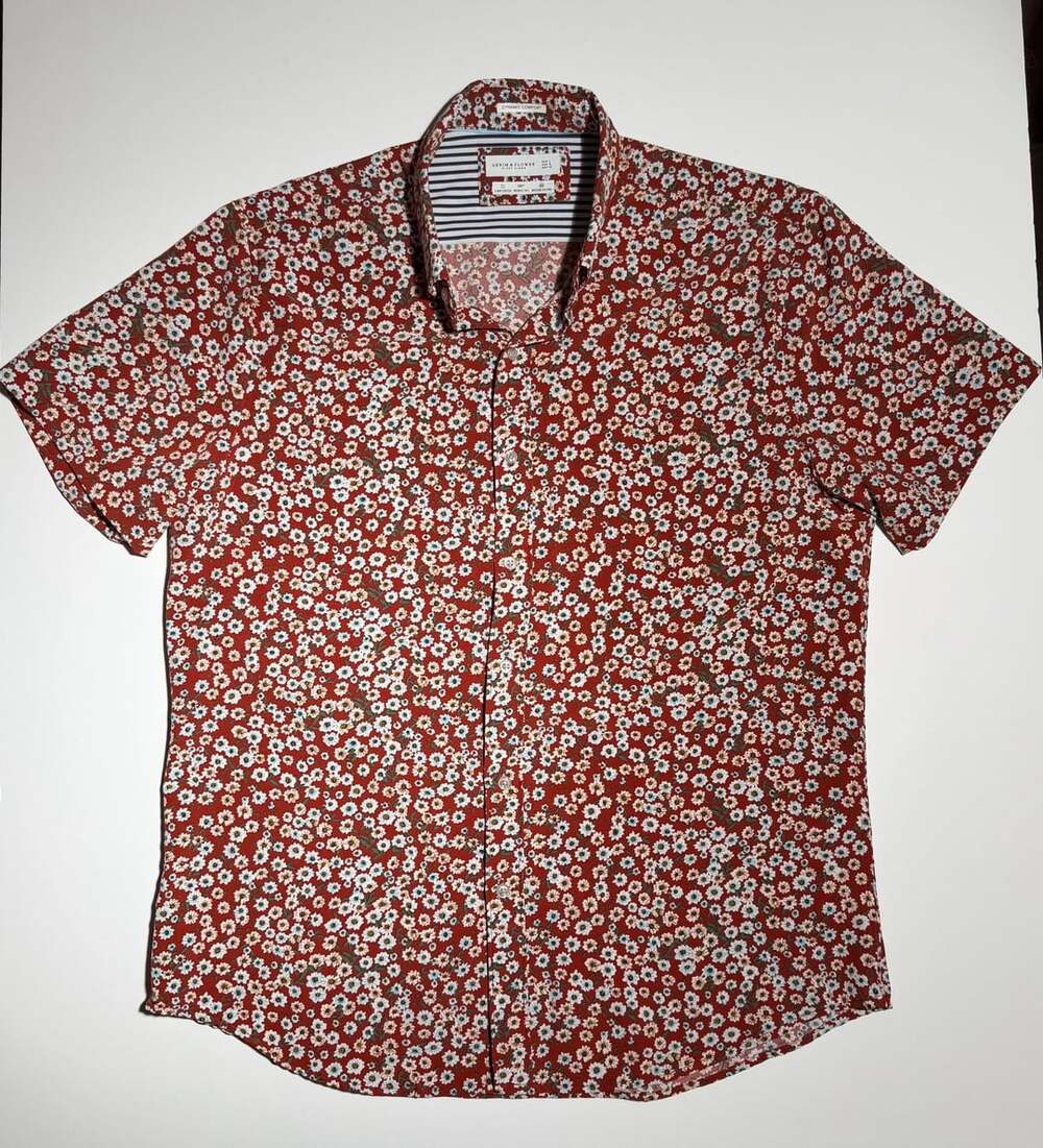 Denim & Flower Short Sleeve Shirt Size L Red Floral Button Down